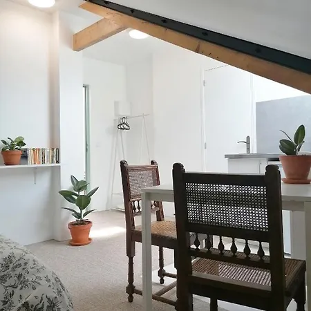 Dunke アパートホテル